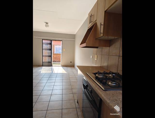 2 BEDROOM TOWNHOUSE TO LET IN VAALPARK